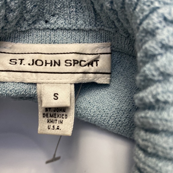St. John wool sweater size small - Picture 8 of 12